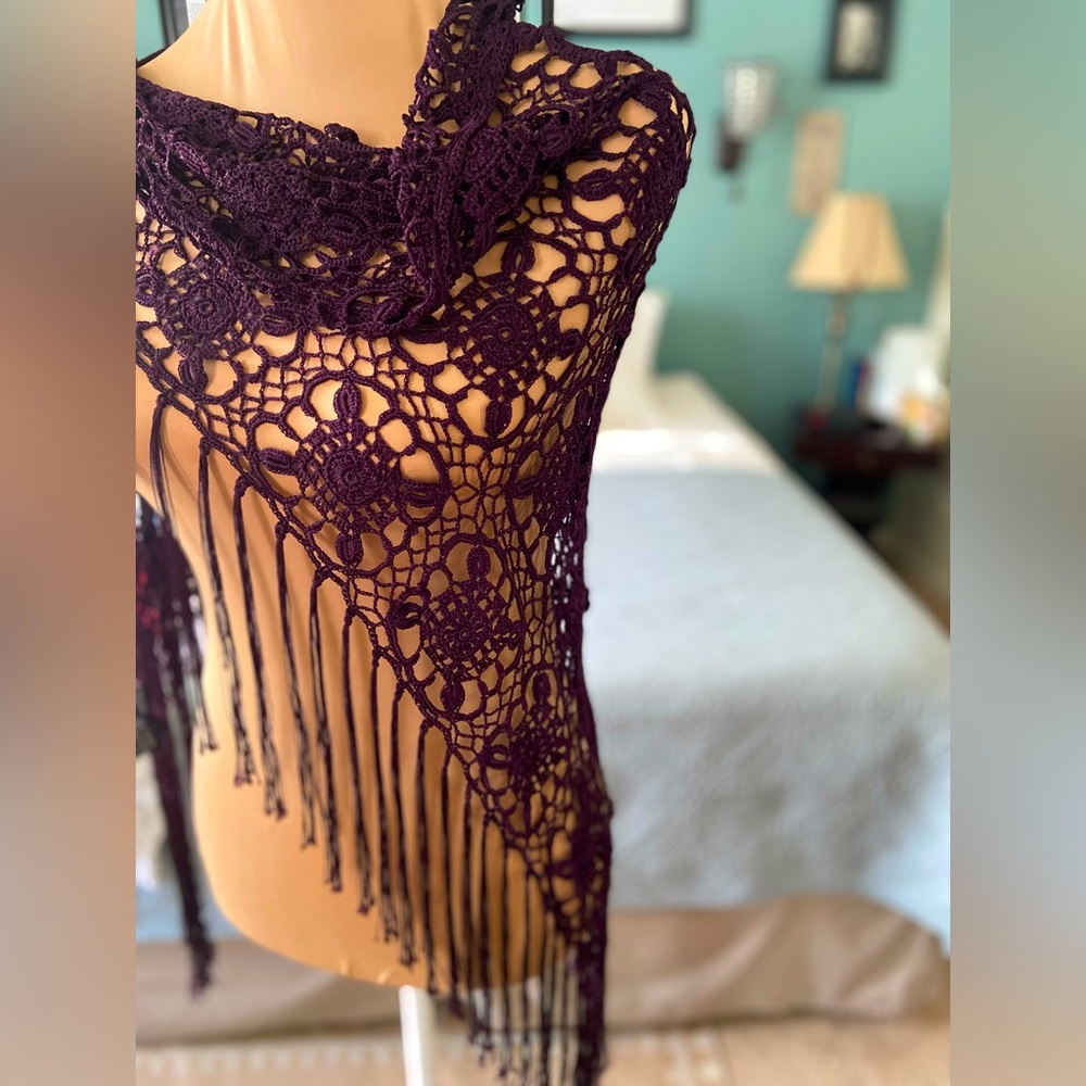 Vintage New York & Co. Crochet Shaw. Excellent Condition!